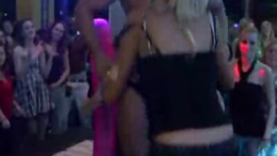 Момичетата канят порно клипове срещите си у дома за четворка в спалня